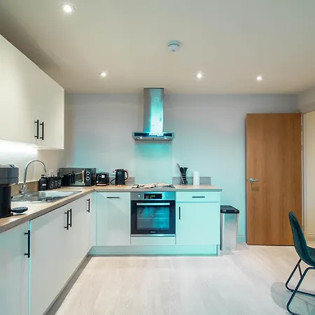 By Victoria Quarter Free Parking