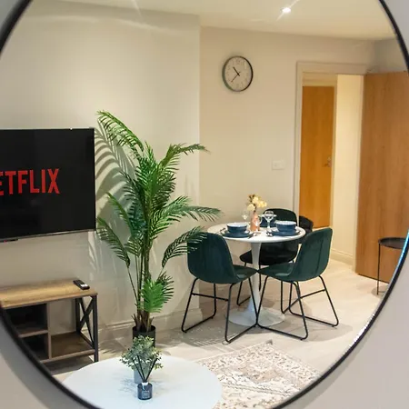 By Victoria Quarter Free Parking *